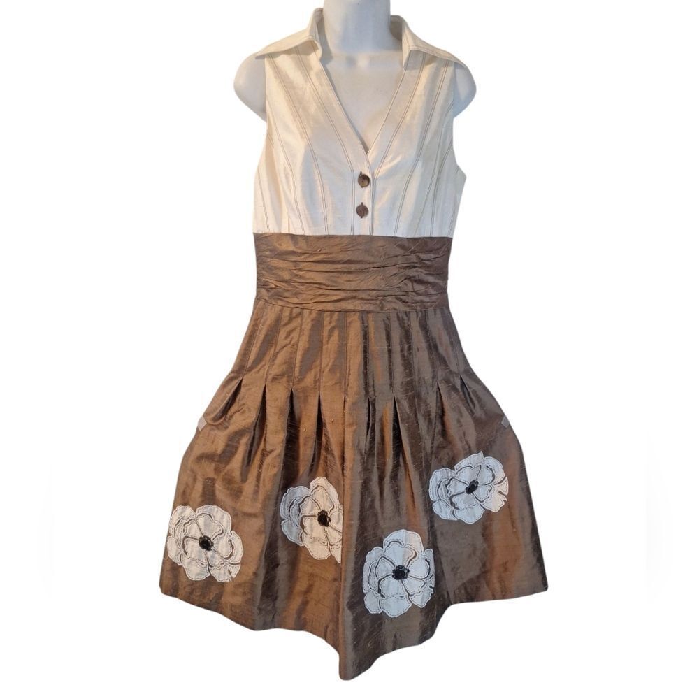 Kay Unger Brown , Champagne Silk Dress With Floral Button Accent Size 10